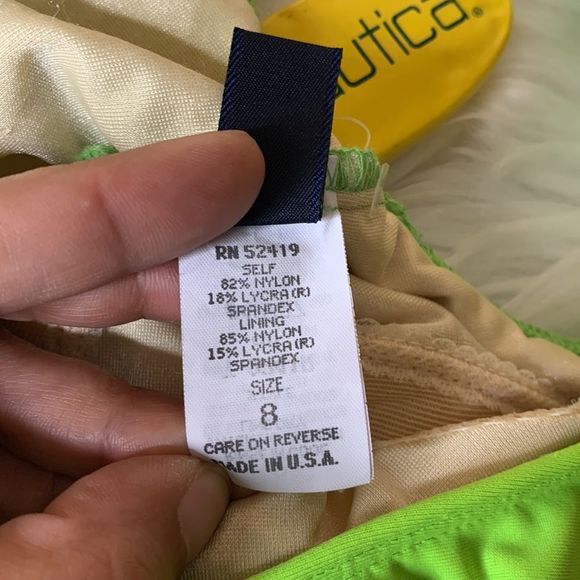 Nautica Classic Crew One Piece Swimsuit Size 8 - Picture 6 of 12